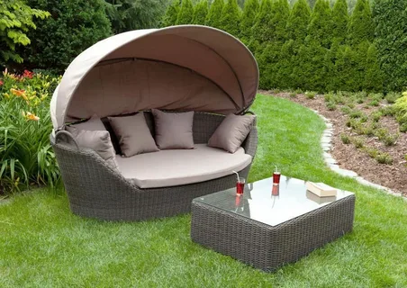 We provide Garden Furniture in Qatar